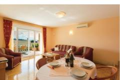 Apartmaji Begić Apartma 4 – App 3(2+2) foto 1