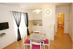 Apartmaji Livira Apartma 3 – Zeb 1/2 foto 1