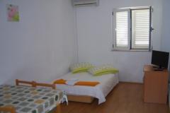 Apartmaji Katić  Apartma 1 – A 2+2 foto 2