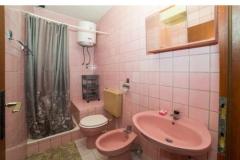 Apartmaji Škorput Apartma 1 – Bee room foto 4