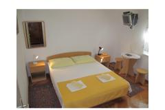 Apartmaji Srzić Soba 3 – 2/S2 foto 1