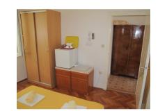 Apartmaji Srzić Soba 3 – 2/S2 foto 2