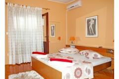 Apartmaji Centar Makarska Apartma 1 – app- bijel foto 3