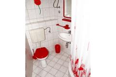 Apartmaji Centar Makarska Apartma 1 – app- bijel foto 5
