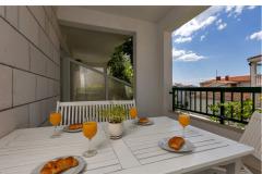 Apartmaji Harmony of Five Apartma 2 – Five A2 foto 1