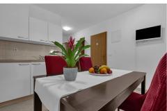 Apartmaji Harmony of Five Apartma 2 – Five A2 foto 3