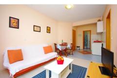 Apartmaji Makarska Apartma 2 – Orange foto 2