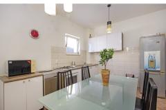 Apartmaji Makarska Apartma 4 – Red foto 3