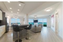 Hot Tub Luxury Apartmaji + beach p Apartma 1 – Penthouse foto 5