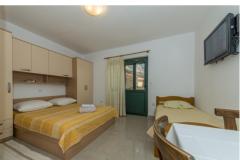 Apartmaji Villa Bešker Apartma 2 – STUDIO 2+1 foto 2