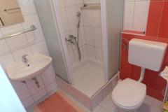 Apartmaji Villa Bešker Apartma 2 – STUDIO 2+1 foto 4
