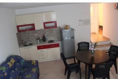 Apartmaji Lana Apartma 1 – A4+2 foto 3