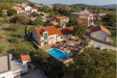 Počitniški dom Niva Apartma 1 – vila Niva foto 3