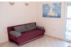 Apartmaji Petra  Apartma 3 – Rozi 3/6 foto 4