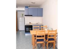 Apartmaji Petra  Apartma 2 – Plavi 2/5 foto 4