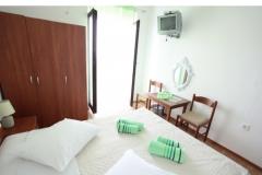 Sobe Bili Galeb BED? Soba 3 – GREEN foto 3