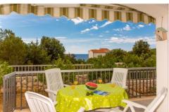 Apartmaji Vila Nena z bazenom Apartma 3 – APP3 foto 4