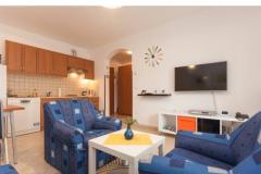 Apartma Oliva D1 z bazenom Apartma 1 – Oliva D1 foto 1