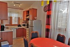 Apartmaji Ciceran Apartma 3 – v.ap 2 kat foto 3