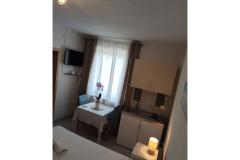 Apartmaji Mila-Casa Bianca  Soba 3: (2+0) – studio3 foto 3