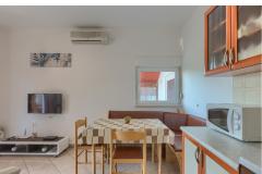 Apartmaji Roberto Apartma 1 – A3+1 foto 5