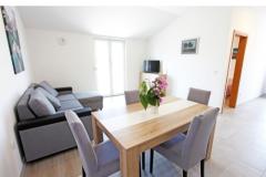 Apartmaji Baras Apartma 6 – A6 (2+2) foto 2