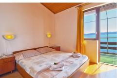 Počitniški dom na plaži - Robinson Apartma 1 – A 5+1 foto 3