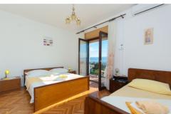 Apartmaji Mlikota  Apartma 1 – A1 foto 3