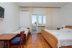 Pansion Radoslav Apartma 2 – A2 foto 3