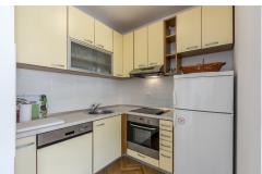 Apartmaji Perkušić Apartma 3 – A - 5 +2 W foto 4