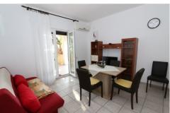 Apartmaji FRANE Apartma 1 – app 2+2 foto 1