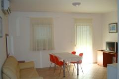 Apartmaji VAVEDA Apartma 2 – A 2+1 foto 1