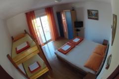 Apartmaji Pag Apartma 2 – Apartman B foto 4
