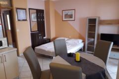 Apartmaji VIVIEN (9x) Apartma 1 – A2+3 foto 1