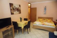 Apartmaji VIVIEN (9x) Apartma 2 – A4 foto 5