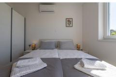 Dolphin view + pool by the beach Apartma 1 – Dolphin I foto 2