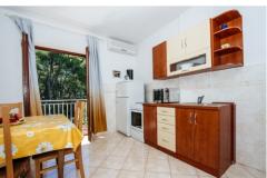 Apartmaji Jelena Apartma 2 – bijeli foto 2