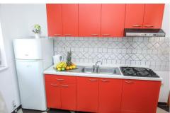 Apartmaji Martina Apartma 2 – crno-bijel foto 4