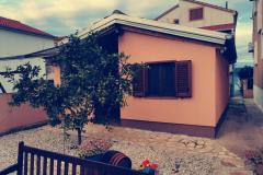 Apartmaji Branka Apartma 4 – Mala kuca foto 1