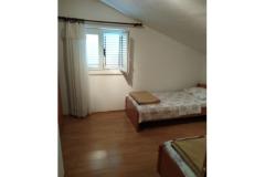 Apartmaji Čubrić Apartma 3 – 4+1 foto 3