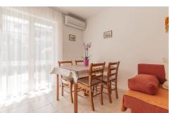 Hiša Ivan Apartma 2 – A2+2 foto 2