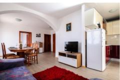 Apartmaji Andreja Apartma 2 – The red foto 4