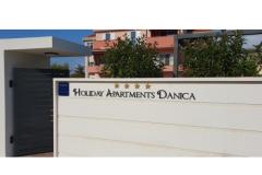 Holiday Apartmaji Danica ****  Apartma 4 – Holiday4Yo foto 1
