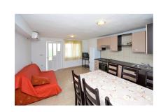 Apartmaji Angelo z bazenom Apartma 2 – apartman foto 1