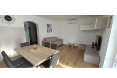 Villa Bianca - swimming pool Apartma 1 – PR. POOL foto 4