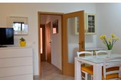 Apartmaji Villa Vanda Apartma 3 – yellow foto 1