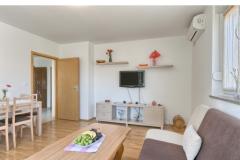 Apartmaji z bazenom Štinjan Apartma 2 – App - 2 foto 5