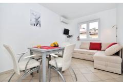 Apartmaji Nautilus Apartma 2 – Red foto 1