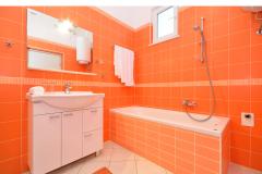 Apartmaji Nautilus Apartma 4 – Orange foto 5