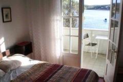 Hiša Ana directly by the beach Apartma 2 – APT.B foto 4